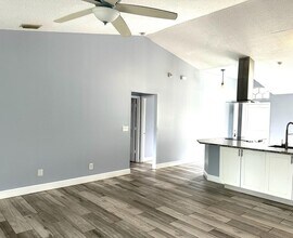 816 Tedder Rd SE in Palm Bay, FL - Building Photo - Building Photo
