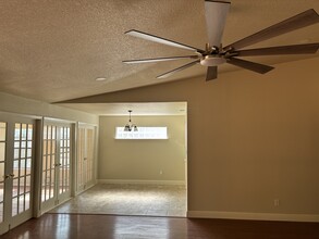 4605 Pelham Dr in Austin, TX - Building Photo - Building Photo