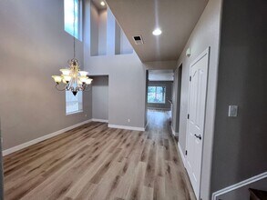 590 Roseben Dr in Reno, NV - Building Photo - Building Photo