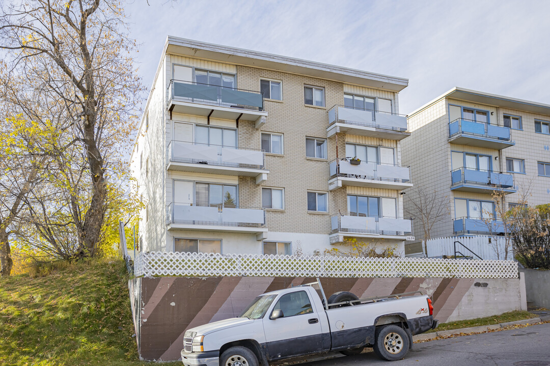 1639 21st Ave SW in Calgary, AB - Building Photo