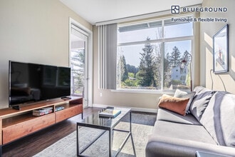 111 N Rengstorff Ave-Unit -FL2-ID518 in Mountain View, CA - Foto de edificio - Building Photo