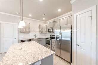 4373 W Newton Ave in Fayetteville, AR - Building Photo - Building Photo