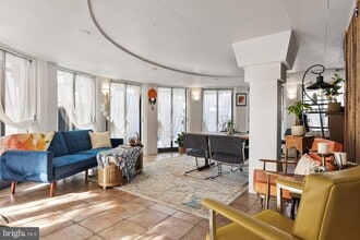 6 Dale Ave in Cherry Hill Township, NJ - Building Photo - Building Photo