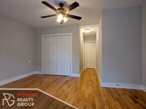 813 W Cornelia Ave, Unit 817-102 in Chicago, IL - Building Photo - Building Photo