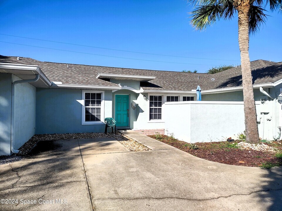 603 Grant Ct in Satellite Beach, FL - Building Photo