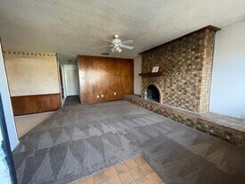 610 N Elkhart Ave in Lubbock, TX - Building Photo