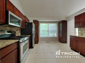 3698 Autumn View Dr in Acworth, GA - Building Photo - Building Photo