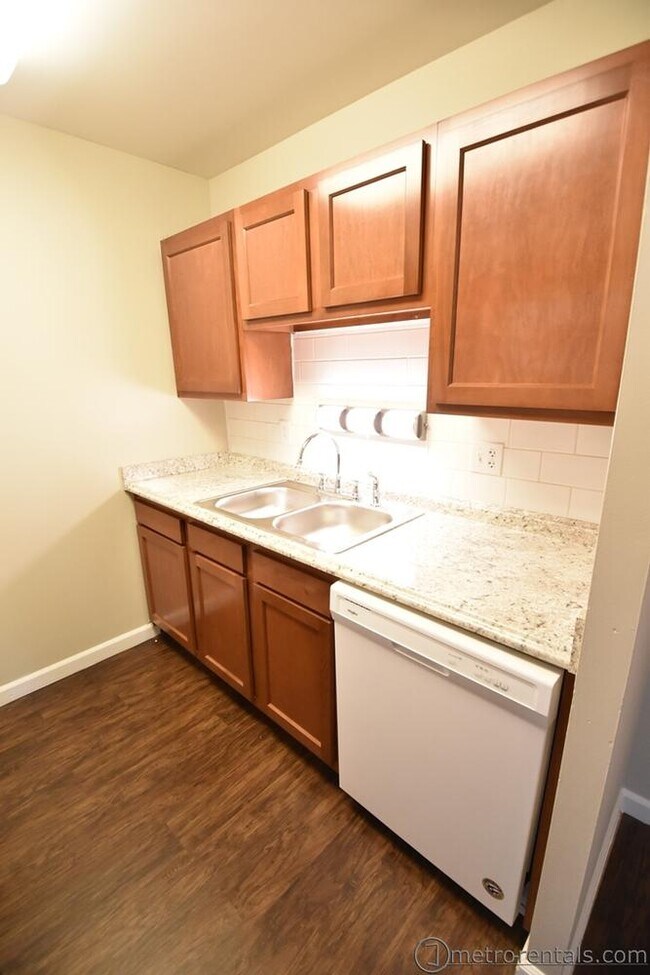 Indian Oaks in Columbus, OH - Building Photo - Building Photo