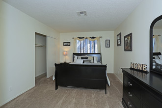The Crossings at Lake Mead in Las Vegas, NV - Foto de edificio - Interior Photo