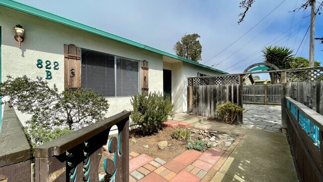 822 Santa Maria Ave in San Luis Obispo, CA - Building Photo - Building Photo
