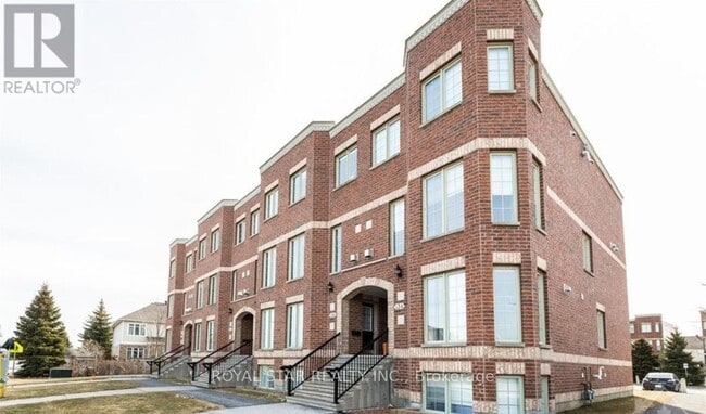 134-134 Berrigan Dr