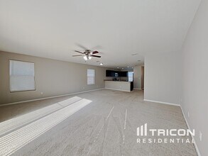 1354 Sarahs Landing Dr in Jacksonville, FL - Building Photo - Building Photo