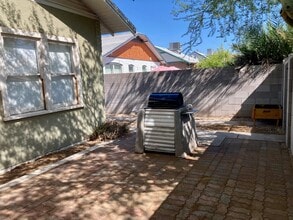 2225 N 9th St in Phoenix, AZ - Building Photo - Building Photo