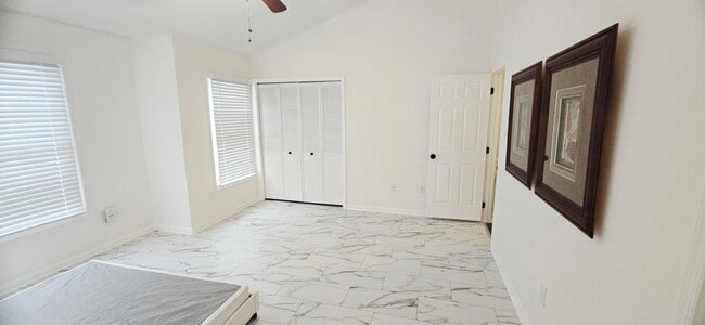 8 Highlands Ct in Owings Mills, MD - Building Photo - Building Photo