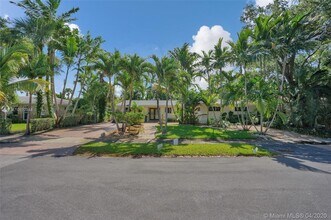 20201 NE 21st Ave in North Miami Beach, FL - Building Photo - Building Photo