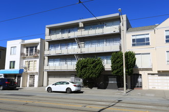 2728 Judah St in San Francisco, CA - Building Photo - Building Photo