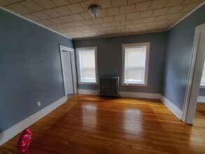 59 Arbutus St in Rochester, NY - Building Photo - Building Photo