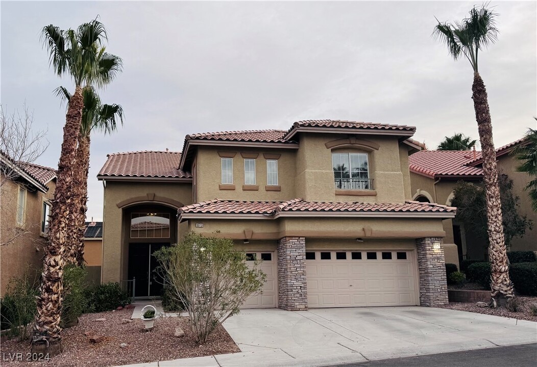 10713 Sapphire Vista Ave in Las Vegas, NV - Building Photo