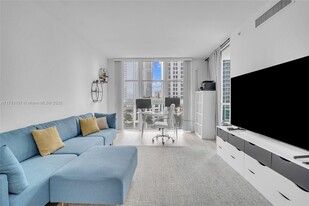 500 NE 29th St in Miami, FL - Building Photo