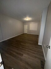 1111 Louis St in Camden, NJ - Building Photo - Building Photo