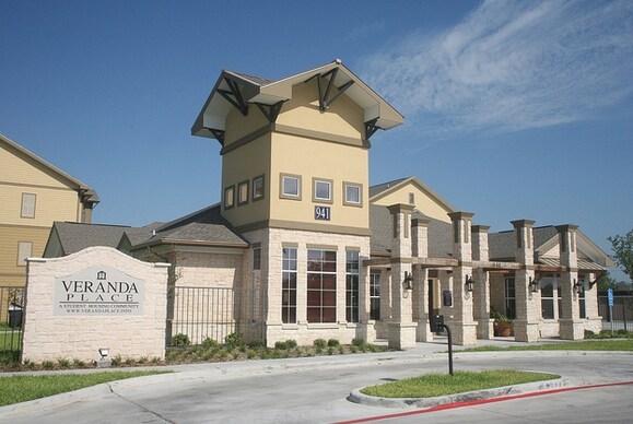 The Rio in Edinburg, TX - Foto de edificio - Building Photo