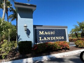 1925 Magical Ln in Kissimmee, FL - Building Photo