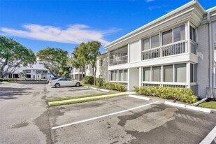 6511 Bay Club Dr in Fort Lauderdale, FL - Building Photo