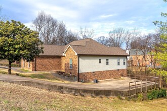 118 River Chase, Unit AUCPWX in Hendersonville, TN - Building Photo - Building Photo