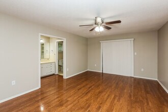 1204 Manchester Dr in Clinton, MS - Building Photo - Building Photo