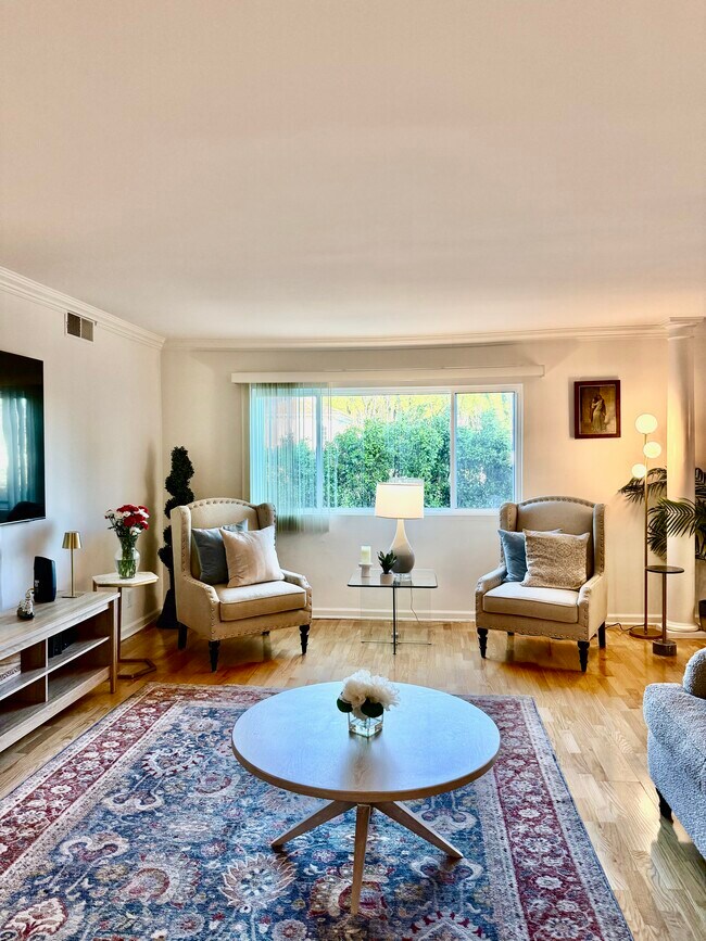property at 10707 Camarillo St