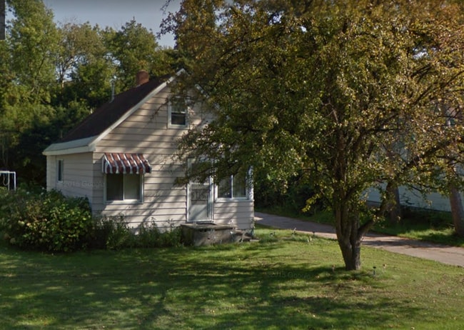 property at 942 N Stevens St