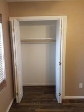 100 Lochness Ln in Benbrook, TX - Building Photo - Building Photo