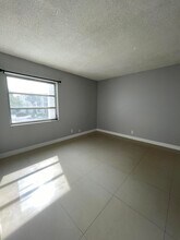 626 NW 13th St in Boca Raton, FL - Building Photo - Building Photo