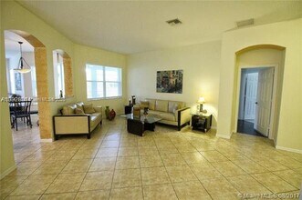 4321 W Whitewater Ave in Weston, FL - Building Photo - Building Photo