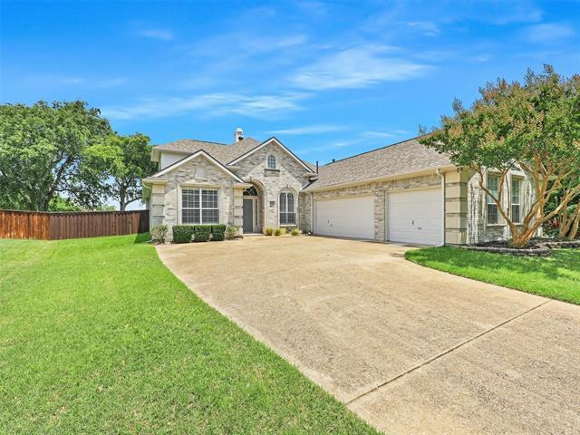 property at 2605 Royal Troon Dr