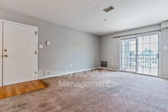 102 Grosvenor Ln in Stafford, VA - Building Photo - Building Photo