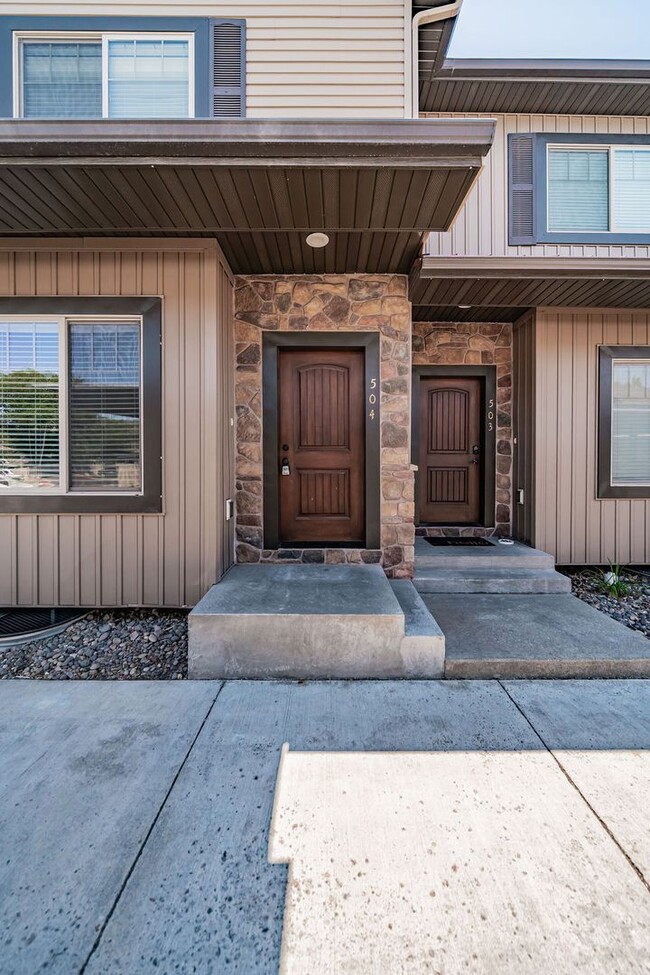 property at 17 S 4th W