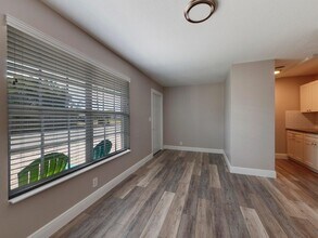 505 N J St-Unit -1 in Lake Worth Beach, FL - Building Photo - Building Photo
