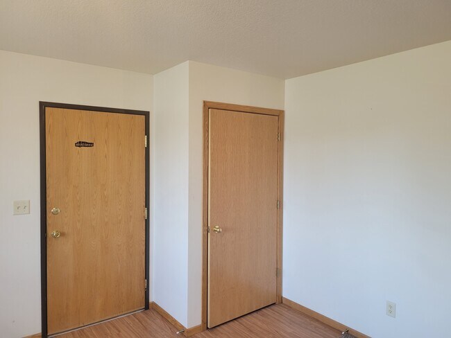 3810 Whispering Meadows Ct NW in Bemidji, MN - Building Photo - Building Photo