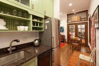 1845 N Wilmot Ave in Chicago, IL - Building Photo - Building Photo