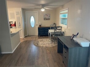 39248 US-19 in Tarpon Springs, FL - Building Photo - Building Photo