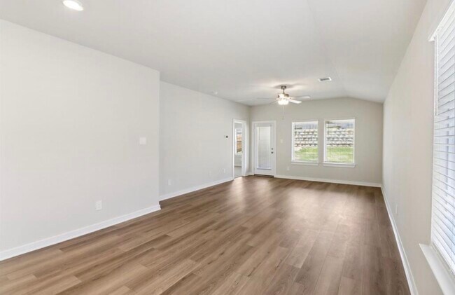 1900 Velvet Oak Ln in Conroe, TX - Building Photo - Building Photo