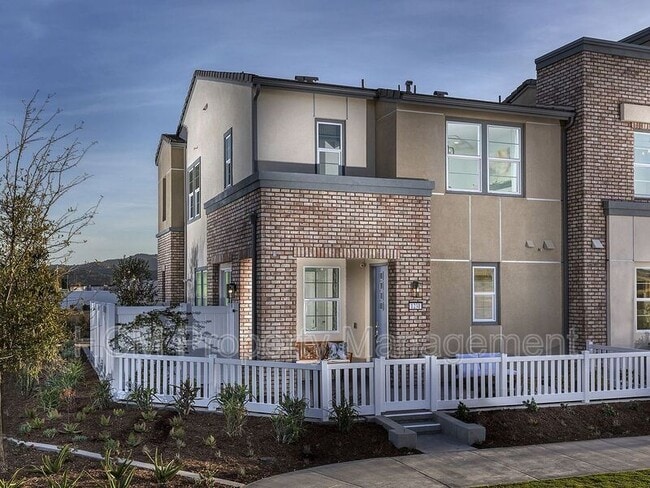 property at 1231 Brush Crk