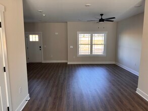 17 Barnyard Cir in Bridgewater, VA - Foto de edificio - Building Photo