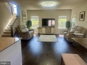105 Cabbage White Dr in Front Royal, VA - Building Photo - Building Photo