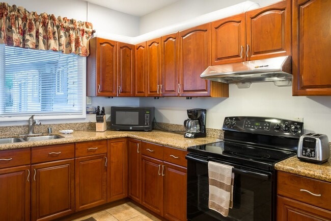 53-829-829 Kamehameha Hwy in Hauula, HI - Building Photo - Building Photo