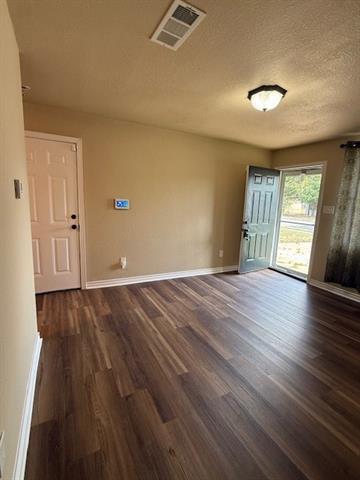 1026 Pangburn St in Grand Prairie, TX - Building Photo - Building Photo