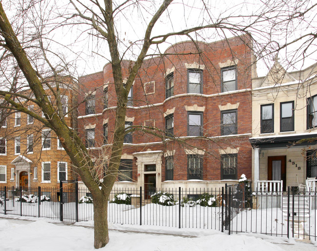 4312 N Kenmore Ave in Chicago, IL - Foto de edificio - Building Photo