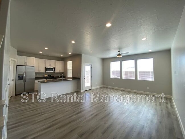 1130 S 4380 W in Hurricane, UT - Building Photo - Building Photo
