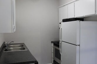 Maple Apartments in Lawton, OK - Building Photo - Building Photo